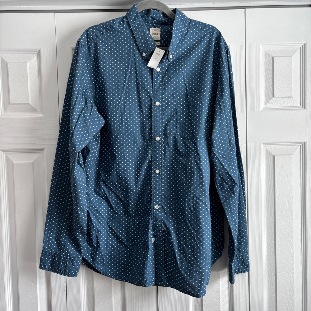 NWT men’s GAP button-down